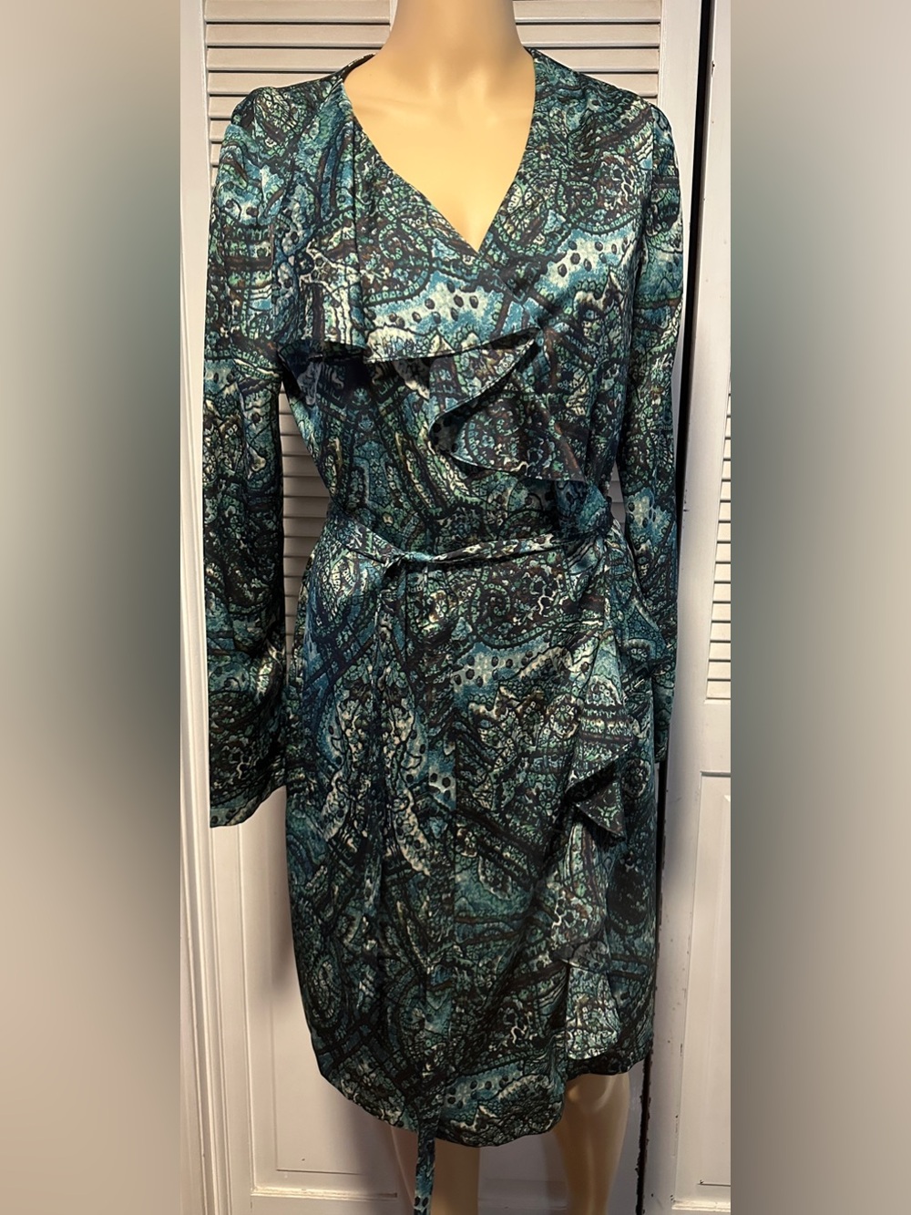 NWT Antonio Melani Balley Satin Wrap Dress Abstract Blue Brown Women’s 6